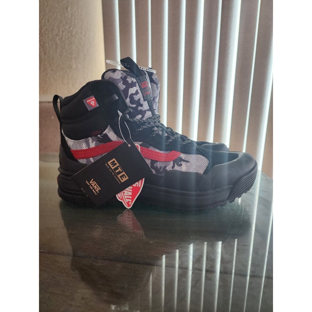 Vans UltraRange Exo Hi MTE-2 Arctic Camo Red Primaloft Boot Men's Size 8.5